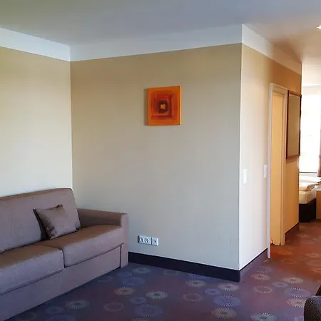 Sorat Insel-hotel Готель